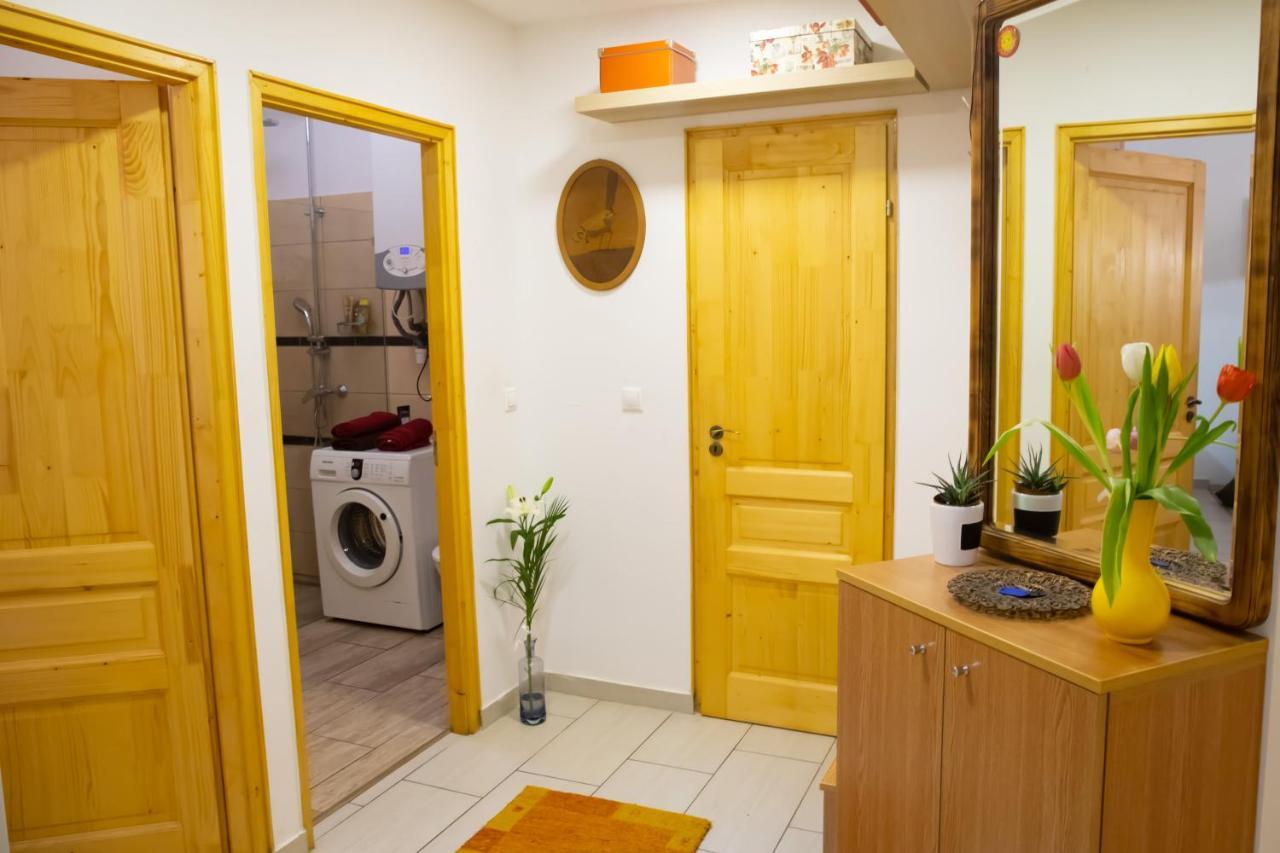 Apartment Central Modern Flat For 3